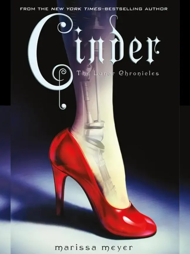 Cinder (The Lunar Chronicles, #1) by Marissa Meyer