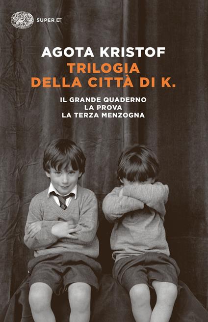 Copertina del libro Trilogia della città di K. di Ágota KristóF